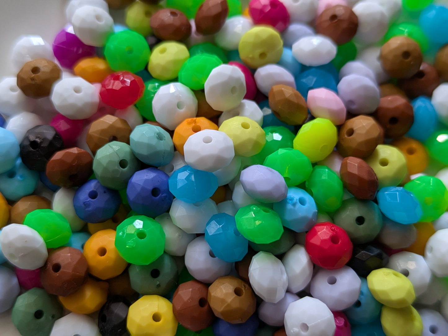 Restant acryl facetkraal mix (500x)