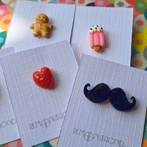 Broche pins II