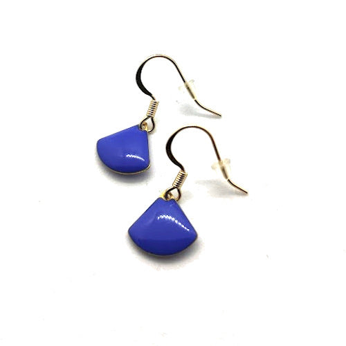 Oorbellen emaille waaier blauw
