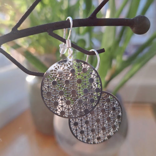 Oorbellen filigraan rond zilver