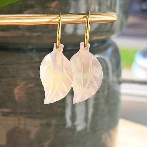 Oorbellen verguld sterling zilver met schelpblad