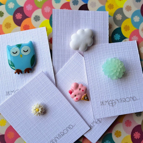 Broche pins I