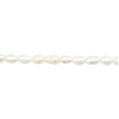 Streng zoetwaterparels rice 4 x 6 mm (61 stuks)