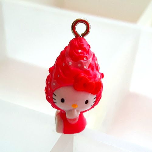 Hello Kitty Charm rosa Hut